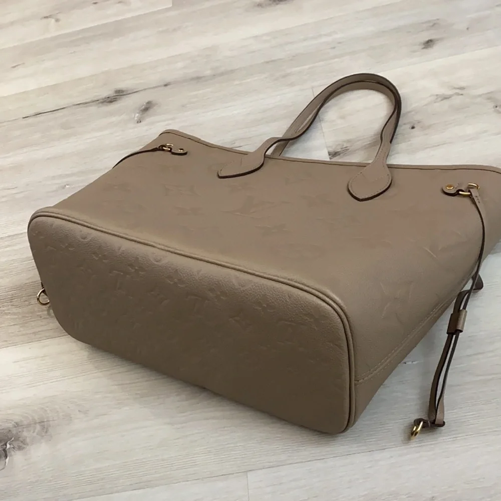 Louis Vuitton Neverfull MM Empreinte Leather Tote Shoulder Bag